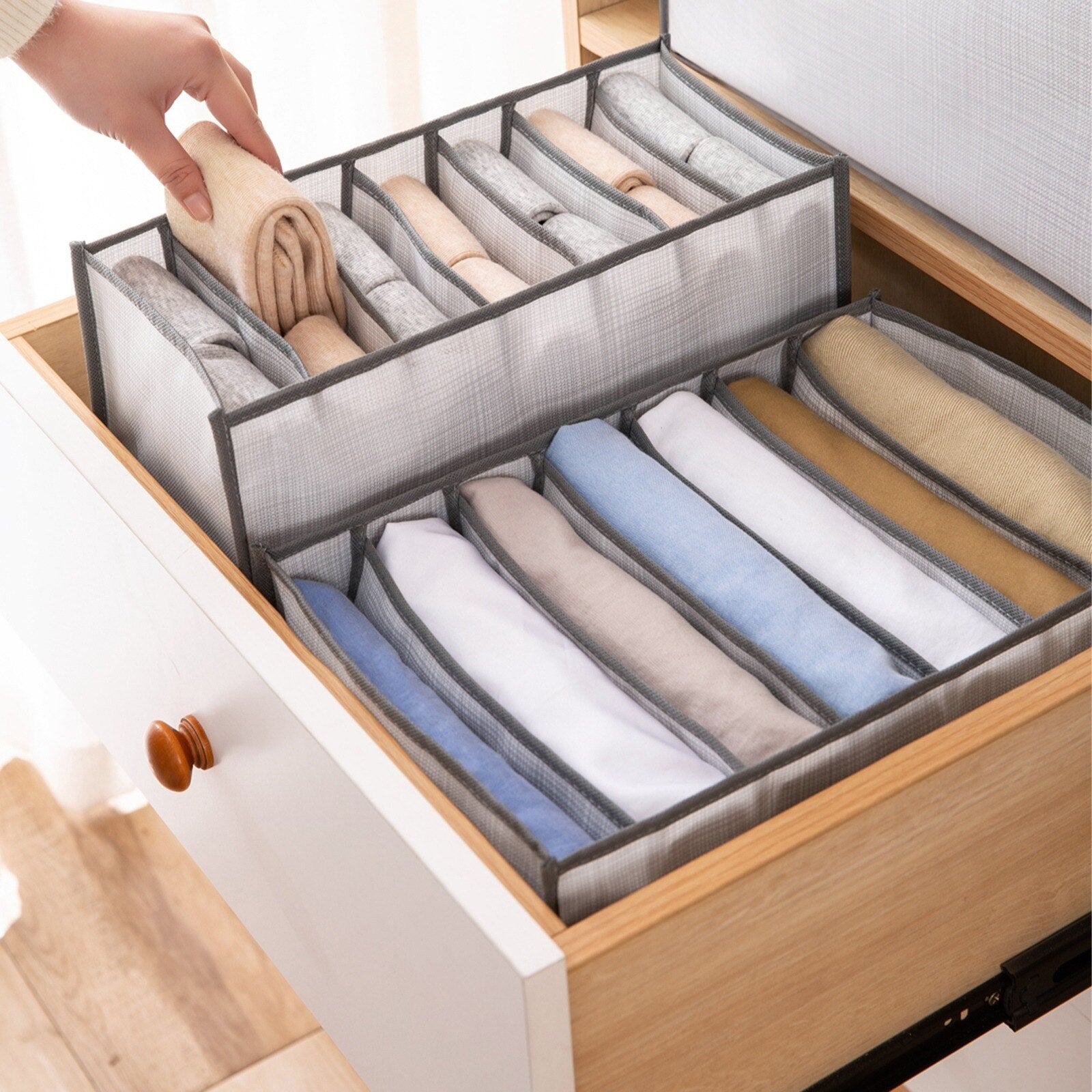 Clothes Box Separation Closet Organizers